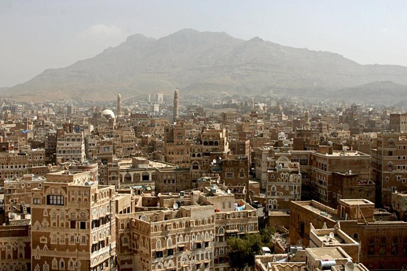 مركز الفلك الدولي يحسب مواقيت الصلاة للجمهورية اليمنية